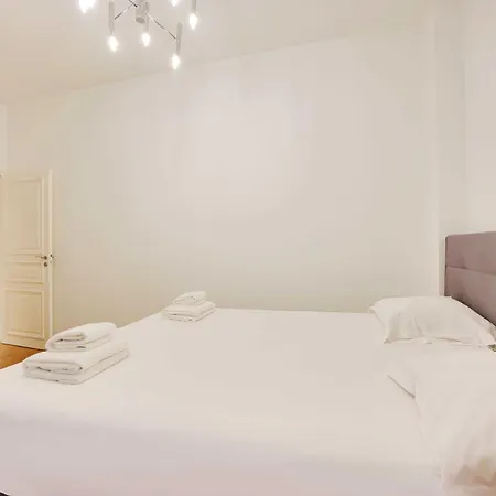 Superb With Terrace 2br-4p Trocadero Apartment *
