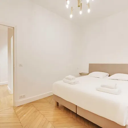 Superb With Terrace 2br-4p Trocadero Apartment *